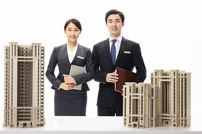 专业形象的力量 房地产经纪人头像的设计艺术